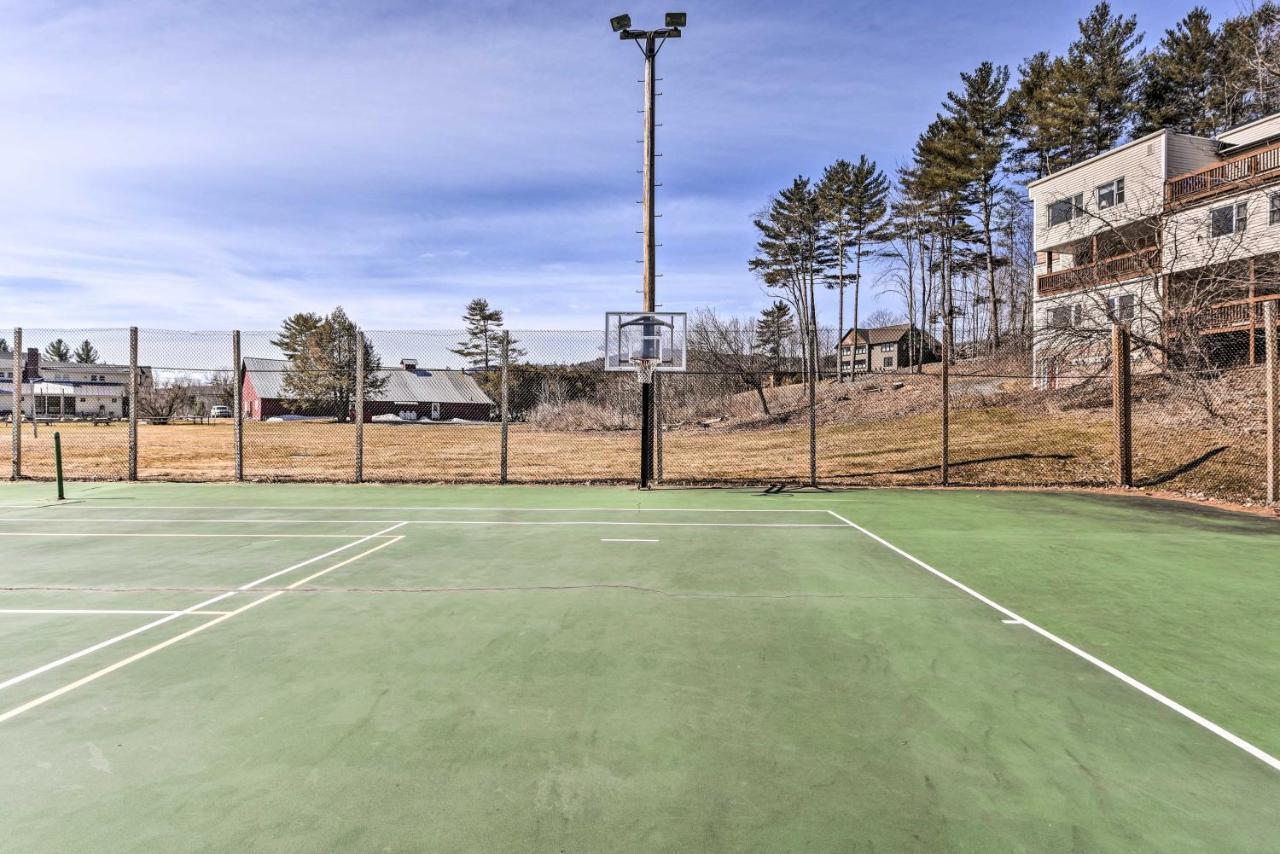 Mountain Condo With Views Near Hiking And Biking! Стоу Екстериор снимка