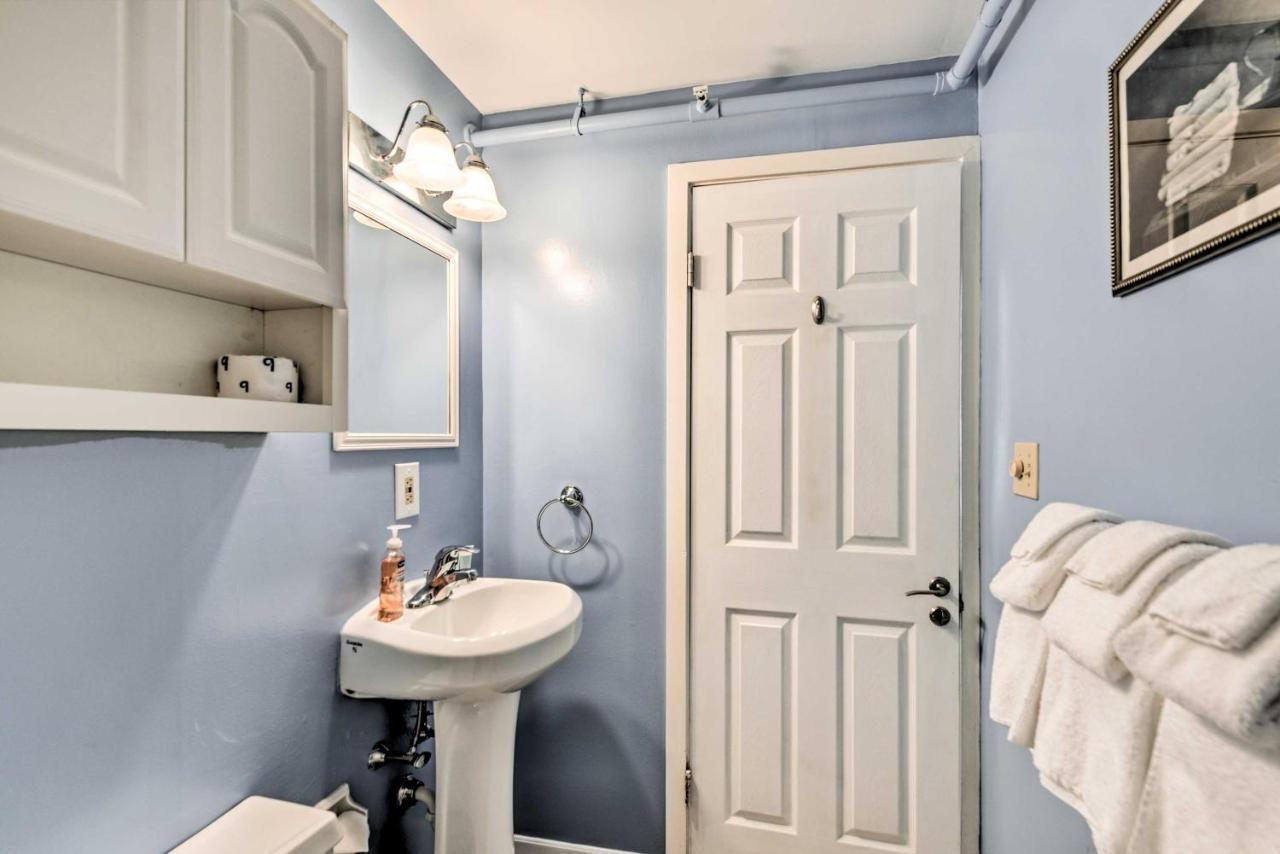 Mountain Condo With Views Near Hiking And Biking! Стоу Екстериор снимка